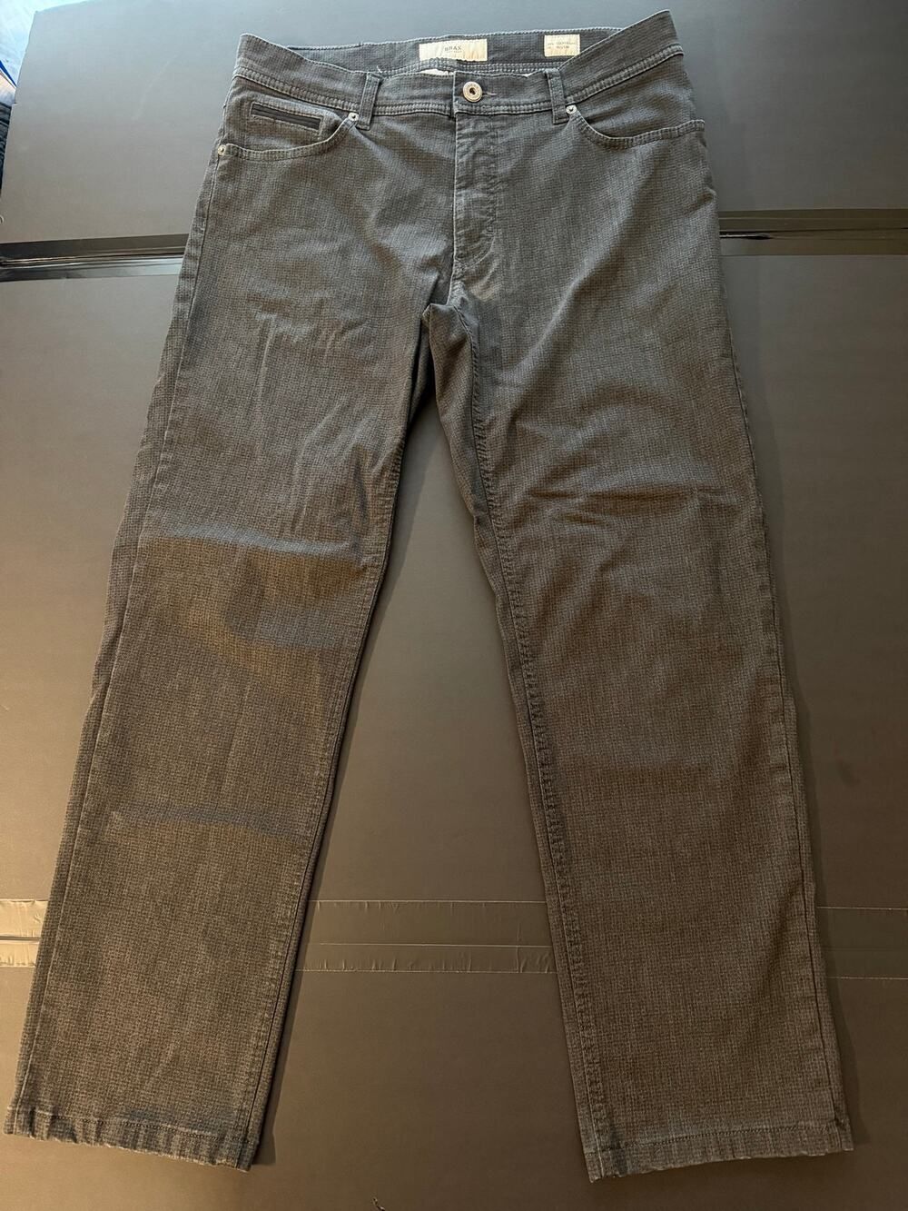 BRAX Feel Good Cooper Fancy Mens 34x34 Charcoal Gray Straight Leg 5 Pocket Pants